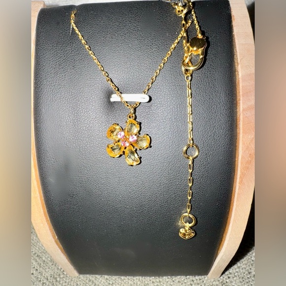 Kate Spade NY Gold-Tone Paradise Flower Mini Pendant Necklace New w Tag 16-19 In - Picture 6 of 11